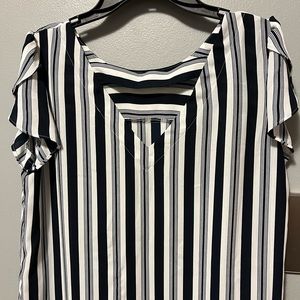 Cap sleeve, Loft top size XS